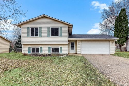 14155 Ensley Ct, Apple Valley, MN, 55124-7789 | Card Image