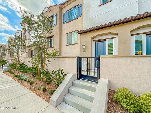 2860 Via Descanso, Camarillo, CA, 93012 | Card Image