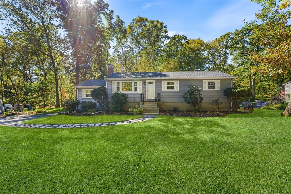 Underwood St, Holliston, MA 01746