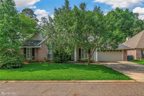 444 Grand Oaks Dr, Shreveport, LA, 71106-9370 | Card Image