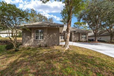 3759 W Augusta Path, House other with 3 bedrooms, 2 bathrooms and null parking in Lecanto FL | Image 3