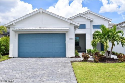 9175 Cayman Dr, NAPLES, FL, 34114-2935 | Card Image