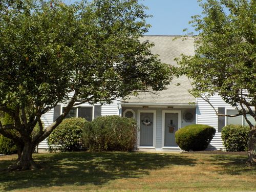 apt-1-565 Clark Ave, Bristol, CT, 06010-4051 | Card Image