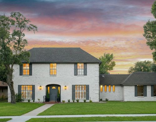 2901 Warren Cir, Irving, TX, 75062-4565 | Card Image