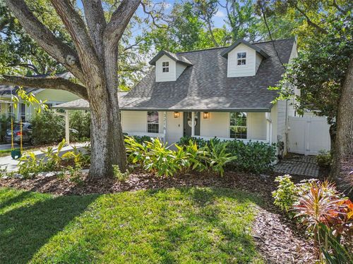 3216 W Oakellar Ave, TAMPA, FL, 33611-2951 | Card Image