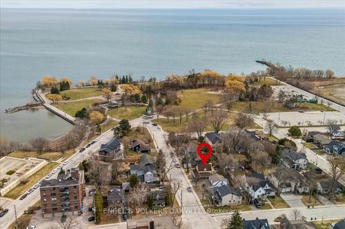 38 John St S, Mississauga, ON, L5H2E6 | Card Image