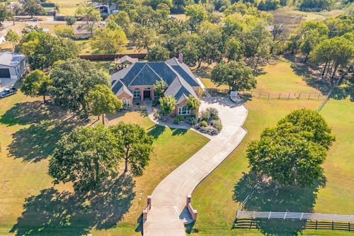 225 Sherry Ln, Burleson, TX, 76028-1348 | Card Image