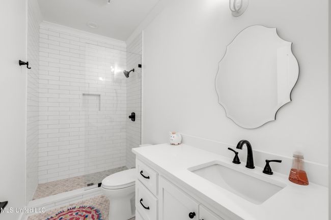 240EBeachBlvd-94 | Image 39