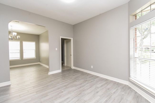 4706 Torrington Ct, House other with 3 bedrooms, 2 bathrooms and 2 parking in Sugar Land TX | Image 7