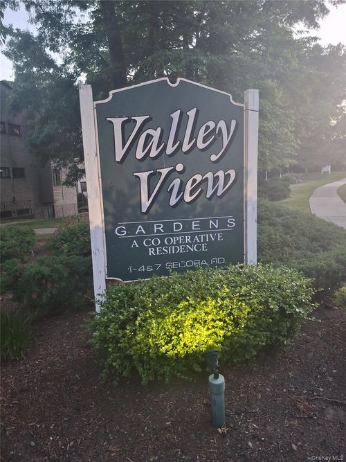 c18-2 Secora Rd, Monsey, NY, 10952-3743 | Card Image