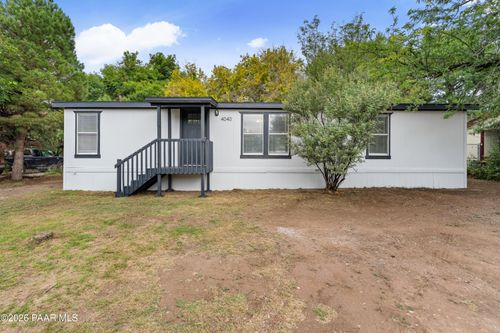 4040 E Clear Creek Dr, Camp Verde, AZ, 86322-6042 | Card Image