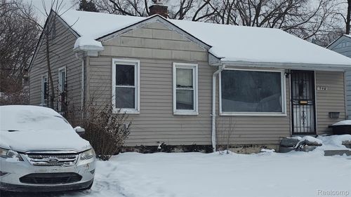 19468 Gilchrist St, Detroit, MI, 48235-2452 | Card Image