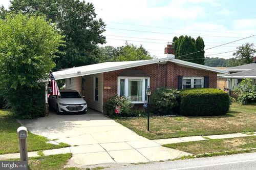 22 Biesecker Rd, YORK, PA, 17408-6202 | Card Image