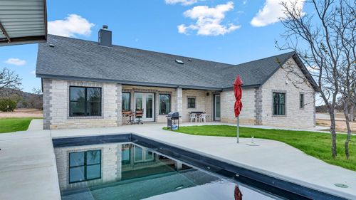 292 Oak Ridge Trl, Kingsland, TX, 78639-3749 | Card Image