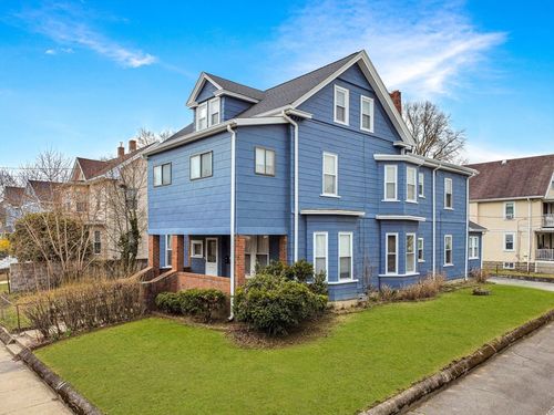 89 Boston Ave, Medford, MA, 02155-3570 | Card Image