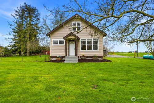 19500 Dahlstedt Rd, Burlington, WA, 98233-9694 | Card Image