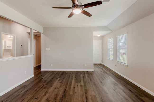 4922 Blue Jacaranda Way, House other with 3 bedrooms, 2 bathrooms and 2 parking in Spring TX | Image 8