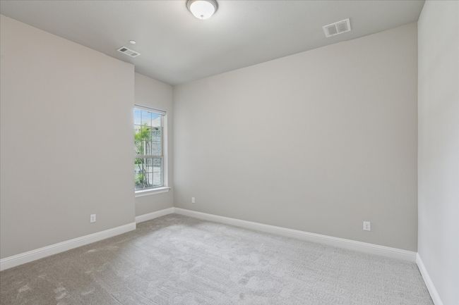 Bedroom No. 3 | Image 31