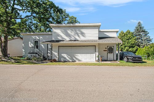 1734 Forest Rd, Harrison, MI, 48625-8123 | Card Image