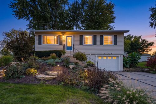 765 Colony Drive, Davenport, IA, 52806 | Card Image