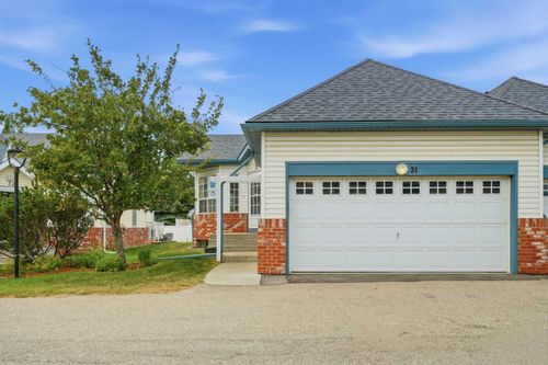 31-12 Woodside Rise Nw, Airdrie, AB, T4B2L3 | Card Image