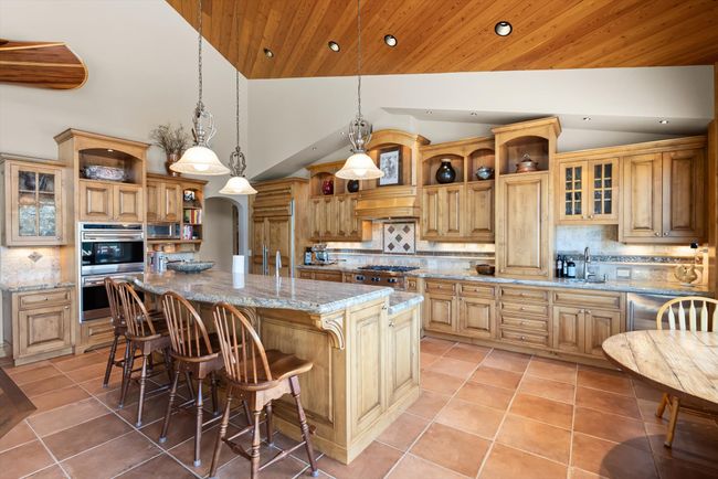 Gourmet Kitchen | Image 23