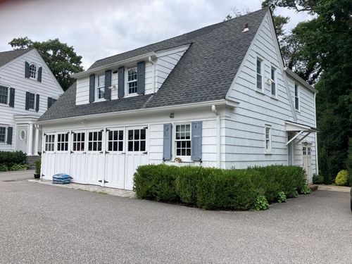 2 Red Ground Rd, Old Westbury, NY, 11568-1120 | Card Image