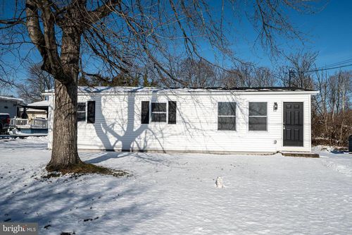 1021 Allen Rd, BIRDSBORO, PA, 19508-1001 | Card Image