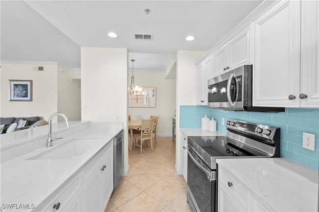 APT-1014 - 8470 Kingbird Loop, Condo with 2 bedrooms, 2 bathrooms and null parking in ESTERO FL | Image 20