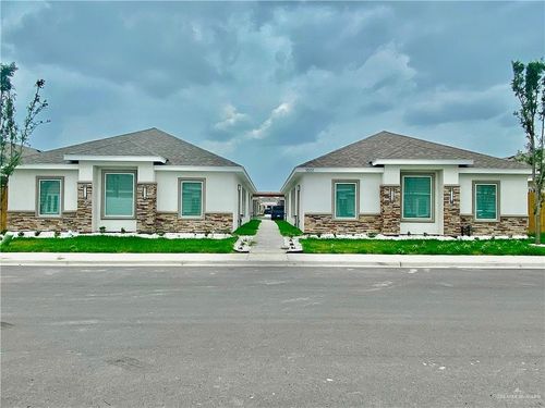 4-1001 N Blair Ave, Edinburg, TX, 78541-1142 | Card Image
