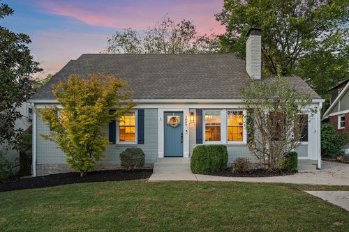 1009 Carolyn Ave, Nashville, TN, 37216-3611 | Card Image