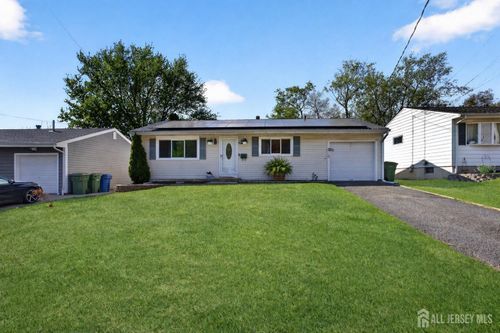 43 Buttonwood Dr, Parlin, NJ, 08859-1109 | Card Image