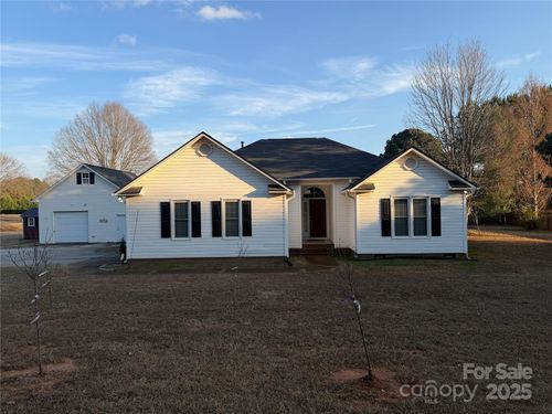 435 Mt Gallant Rd W, York, SC, 29745-7481 | Card Image