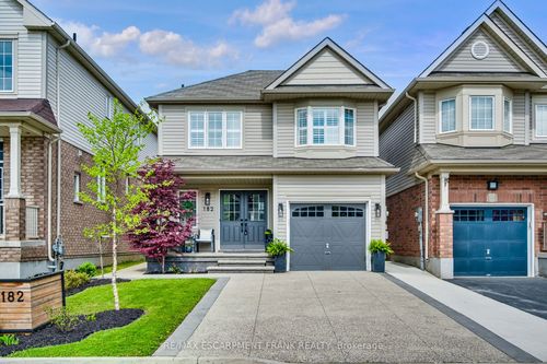 182 Odonnel Dr, Binbrook, ON, L0R1C0 | Card Image
