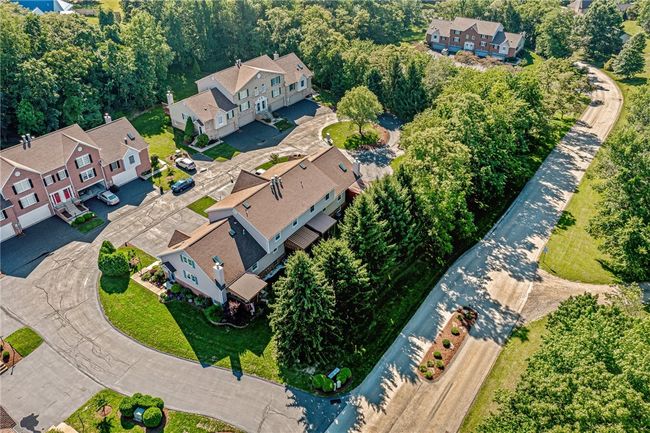 202 Apple Blossom Ct, Condo with 2 bedrooms, 3 bathrooms and 2 parking in Delmont PA | Image 4