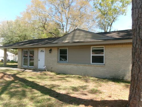 205 S Monroe Ave, Picayune, MS, 39466-4551 | Card Image