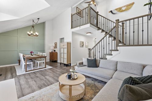 54 Ironstone Dr, Cambridge, ON, N1P1A2 | Card Image