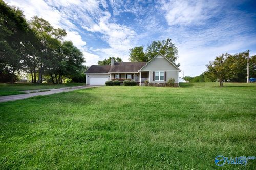 28368 Capshaw Rd, Harvest, AL, 35749-7412 | Card Image