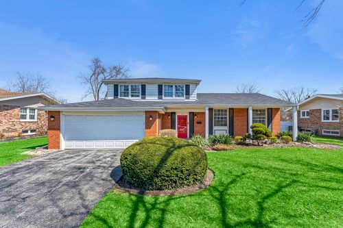 2213 Strawberry Ln, Glenview, IL, 60026-1345 | Card Image
