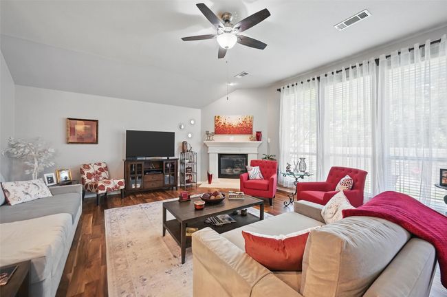 2813 Calico Rock Dr, House other with 4 bedrooms, 2 bathrooms and null parking in Fort Worth TX | Image 7