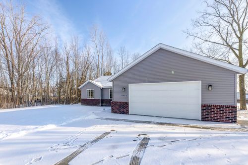 4475 River Rd, East China, MI, 48054-2932 | Card Image