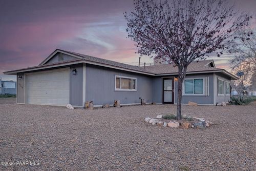 17270 E Peach Tree Rd, Mayer, AZ, 86333-4145 | Card Image
