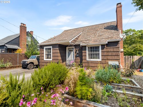3119 N Kilpatrick St, Portland, OR, 97217-6133 | Card Image