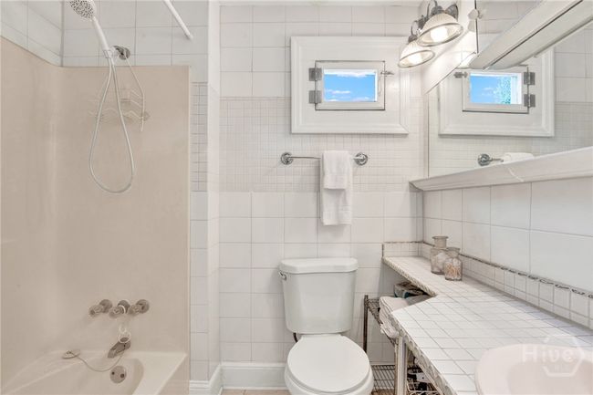 535 E Gordon St, Townhouse with 2 bedrooms, 2 bathrooms and null parking in savannah GA | Image 40