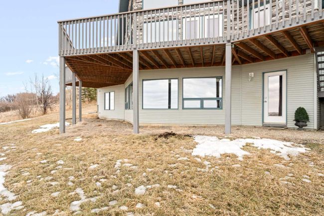 32087 393 Avenue E, Home with 3 bedrooms, 3 bathrooms and 10 parking in Rural Foothills County AB | Image 38