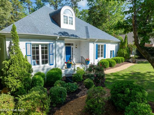 8819 Sawmill Creek Ln, Wilmington, NC, 28411-8353 | Card Image