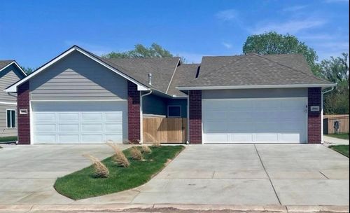 2617 S Flightline Circle, Wichita, KS, 67210 | Card Image