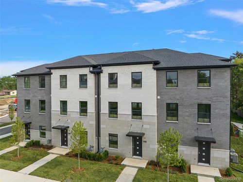 2809 Summers Pl, Troy, MI, 48084-2203 | Card Image