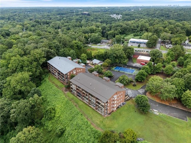 3330 Overland Dr, Condo with 2 bedrooms, 3 bathrooms and 2 parking in Roswell GA | Image 43