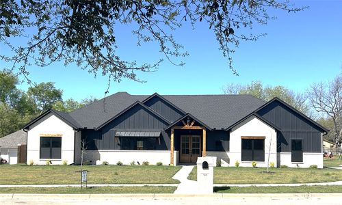 509 Emma St, Grandview, TX, 76050-4174 | Card Image